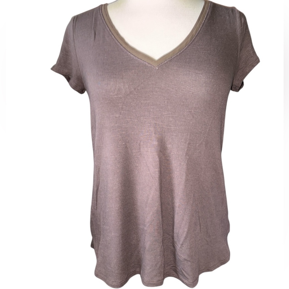 White House Black Market blouse short sleeves deep V-neckline soft size XSmall